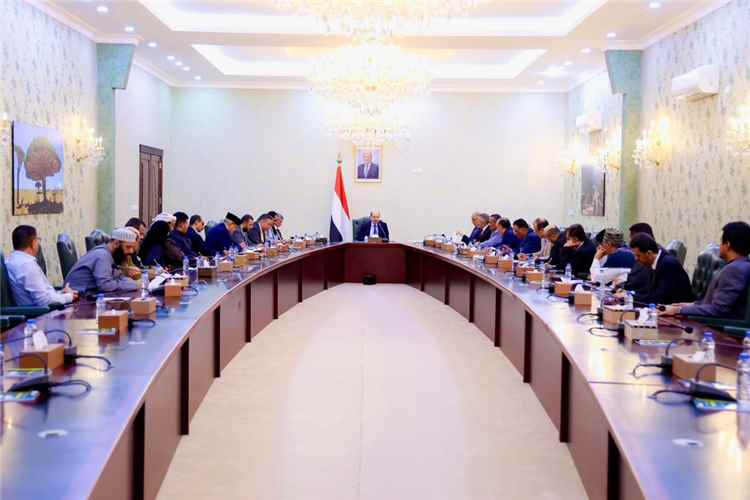 رئيس الوزراء وزير الخارجية يعلن عن عزم الحكومة انشاء وحدة الشراكة بين القطاعين العام والخاص