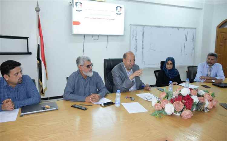 كلية الصيدلة بعدن تُقر لائحة التعليم الصيدلاني المستمر وتطلق حزمة برامج تأهيلية نوعية