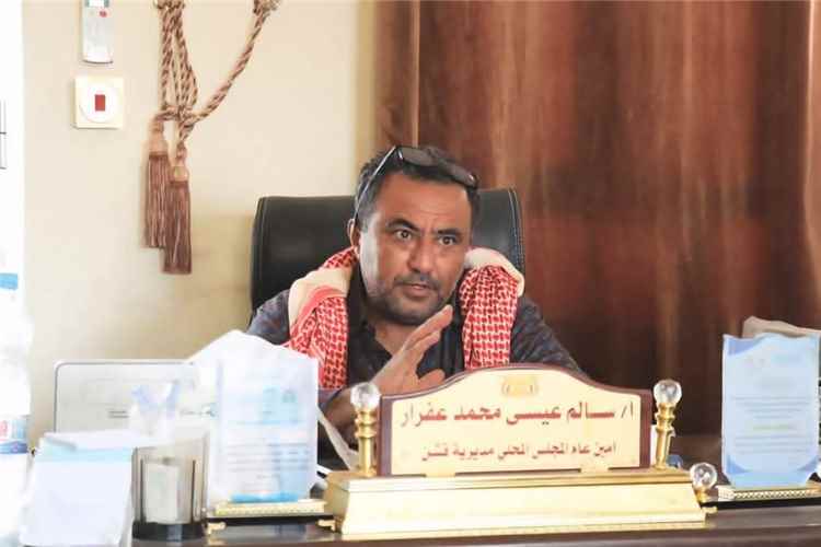 مدير عام قشن يوجه  بتعزيز الرقابة على الاراضي واتخاذ الإجراءات على المخالفين