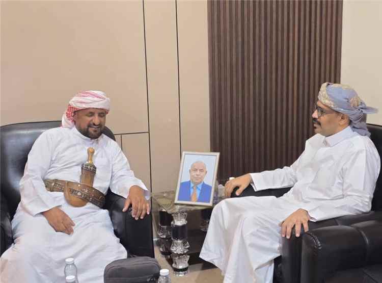 لقاءٌ يبحث سبل تعزيز التنسيق المشترك بين كتلة حضرموت النيابية ومصلحة شؤون القبائل لخدمة المجتمع