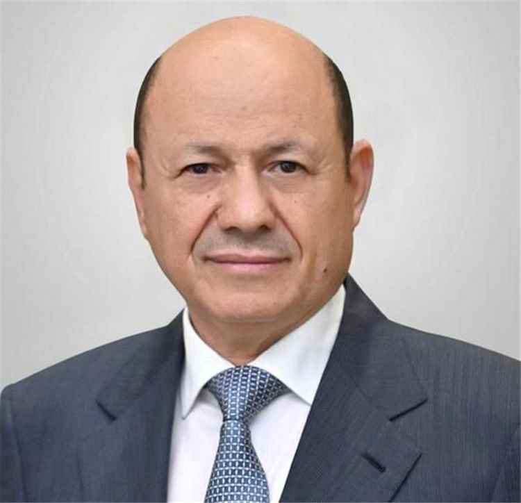 رئيس مجلس القيادة يعزي بوفاة المناضل اللواء حاتم ابو حاتم