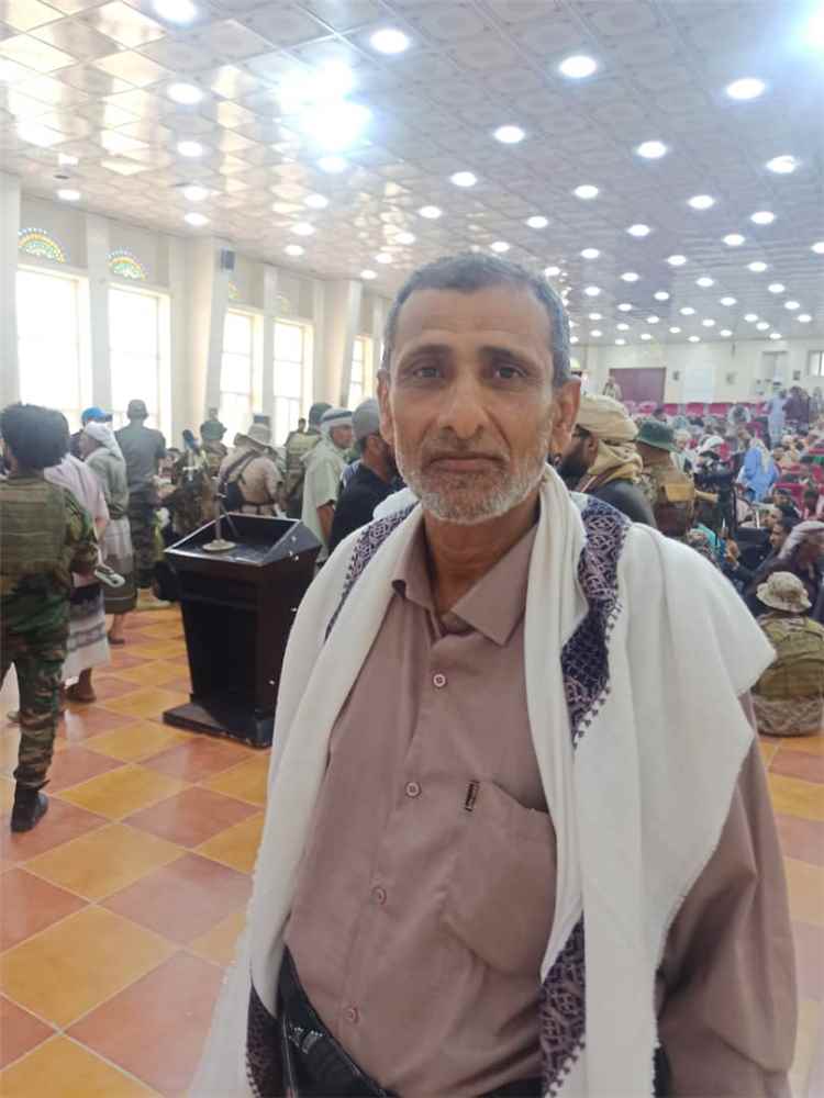 الشيخ علي ناصر عوض النخعي يشيد بمخرجات اللقاء التشاوري الأول ويؤكد دعم جهود السلطة المحلية
