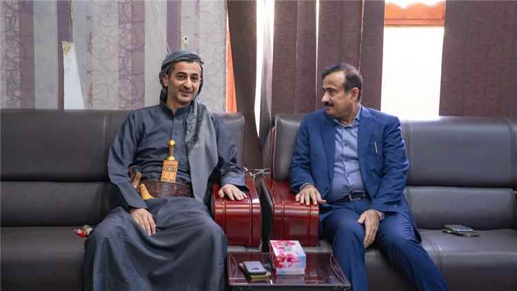 المحافظ بن الوزير يطّلع على أوضاع مديرية الصعيد ويؤكد دعم جهود تحسين الخدمات