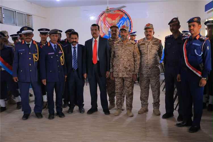 رئاسة هيئة الأركان العامة تحتفي بتخرج الدفعة الـ34 من كلية الطيران والدفاع الجوي في مأرب
