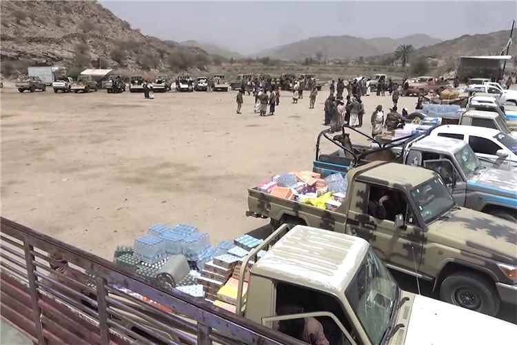 تحت مبرر "القوافل العيدية".. الحوثيون يفرضون جبايات واسعة في صنعاء