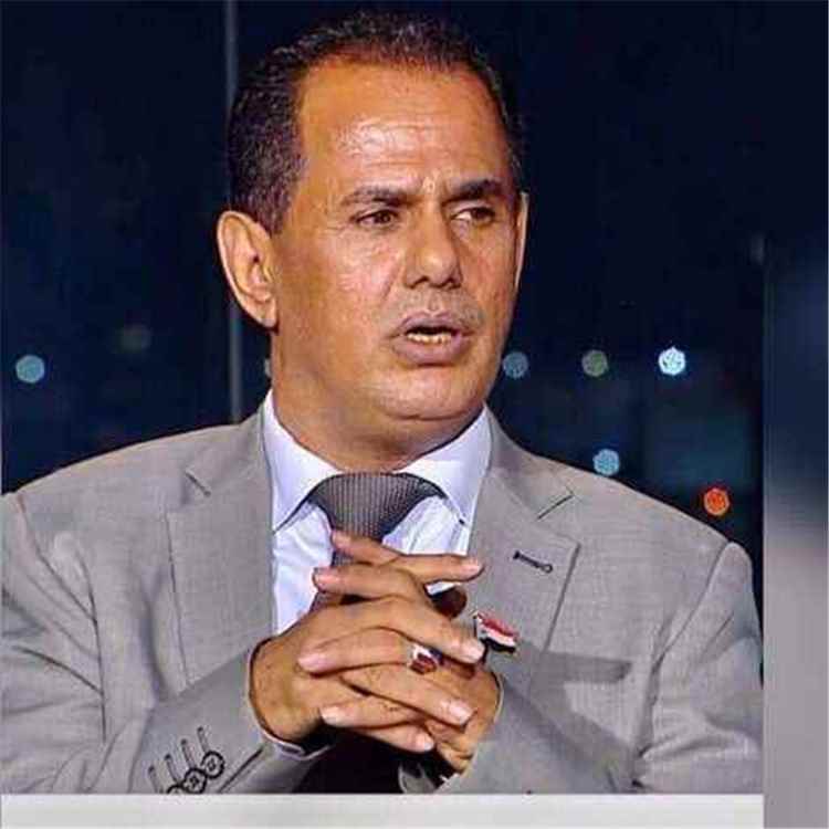 منصور صالح: استهداف القيادات الجنوبية بالشيطنة يضر بقضية الجنوب