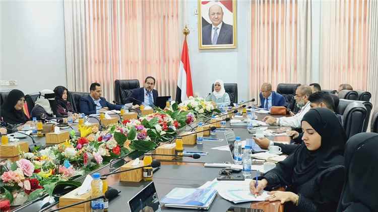 اللجنة الوطنية للمرأة تترأس لقاءً تعريفياً في عدن لتعزيز دور المرأة في مكافحة الفساد وترسيخ النزاهة