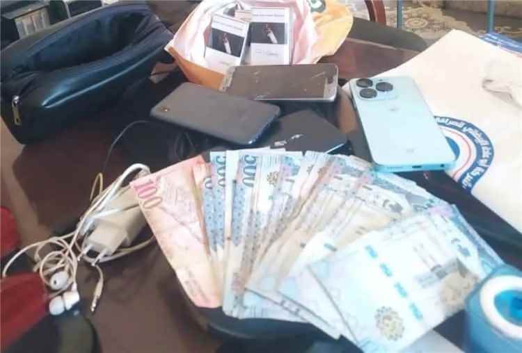 ضبط متهم بانتحال شخصية واحتيال مالي في الغيضة