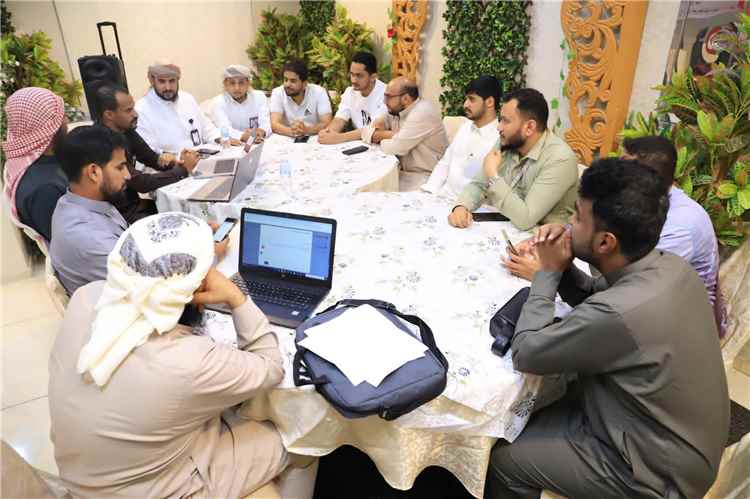 لجنة العمليات ببعثة الحج تستعرض برنامج (يلملم) وتؤكد تعزيز التحول الإلكتروني في خدمات الحجاج