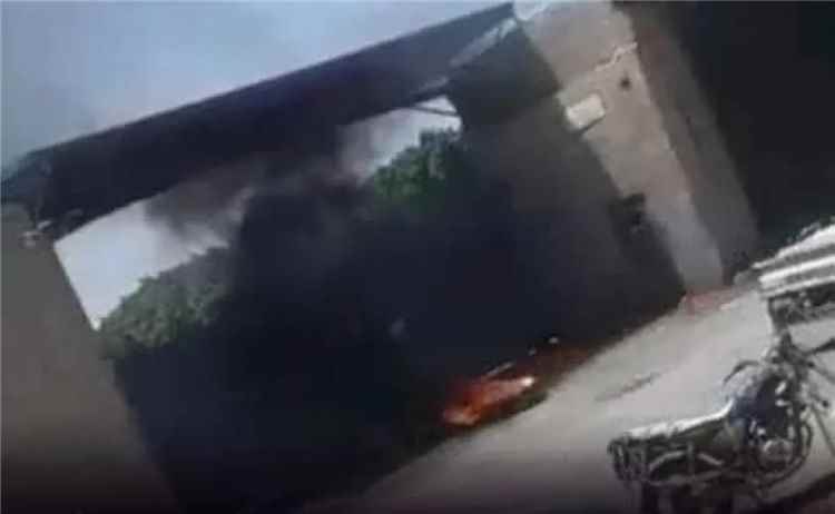 مليشيا الحوثي تغلق مصنع شملان للمياه في صنعاء لفرض إتاوات 