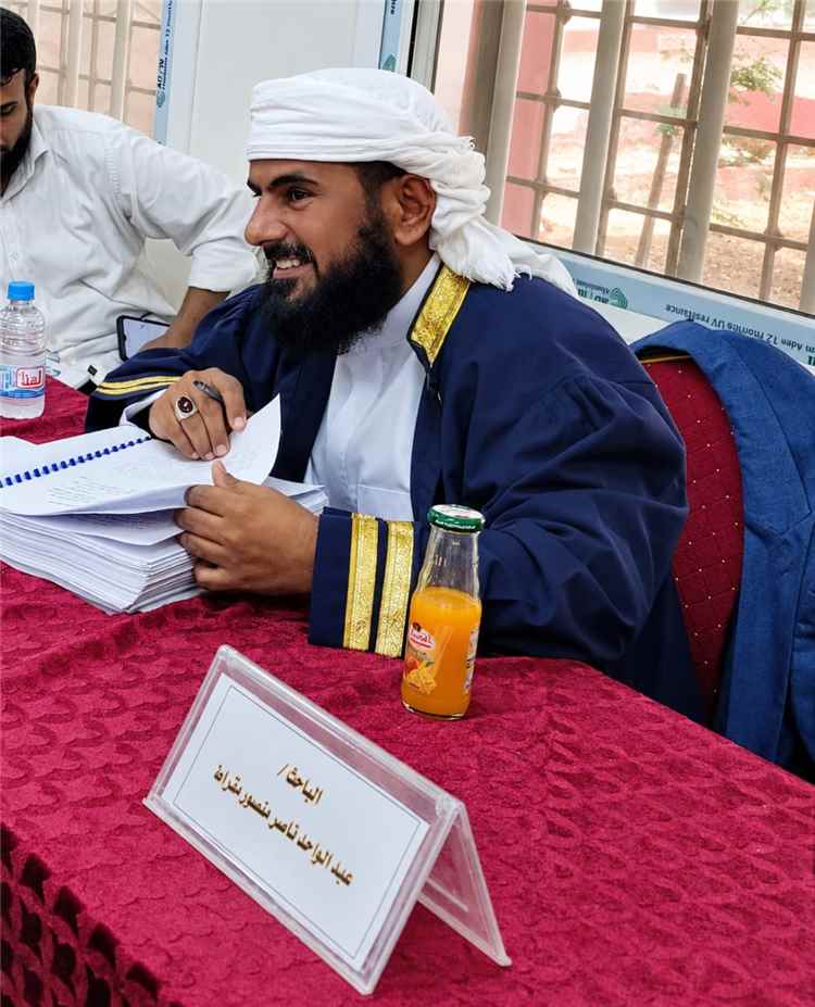 مدير مكتب الصحة بخنفر يهنئ الدكتور عبدالواحد مقراط بمناسبة حصوله على درجة الدكتوراه بامتياز مع مرتبة الشرف