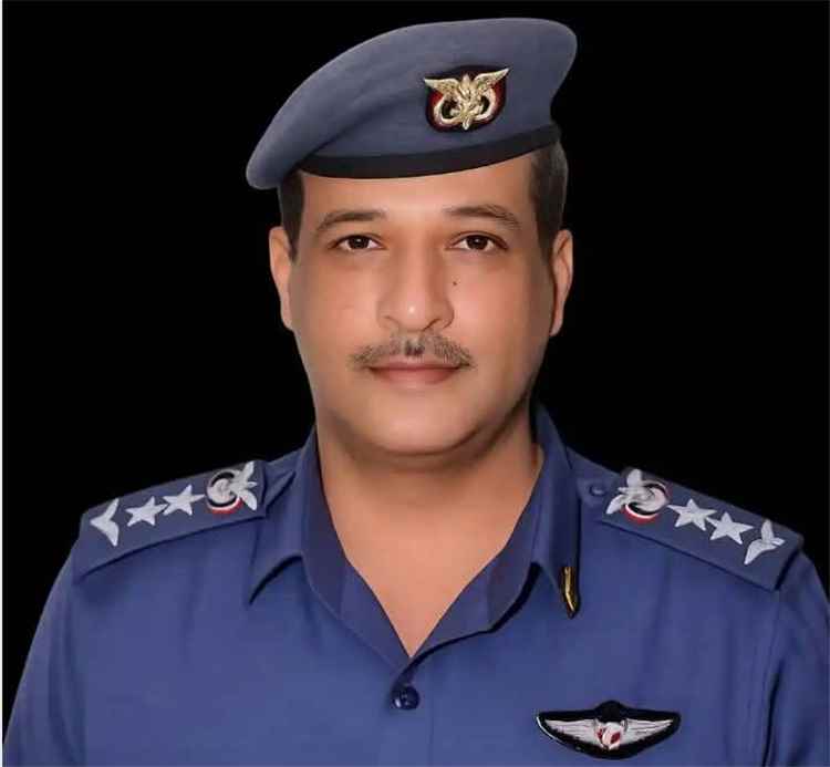 مدير أمن سباح يافع يعزّي بوفاة العميد ركن  طيار عبدالباسط العامري