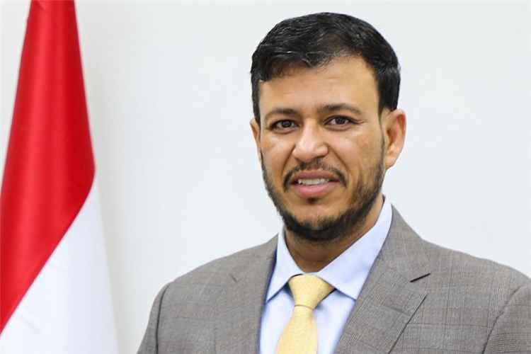 عبدالله العليمي يهنئ أبناء الضالع بالذكرى الـ11 للتحرير ويؤكد توجيه الحكومة بالاهتمام الأكبر بالضالع وفاءً لتضحيات أبنائها
