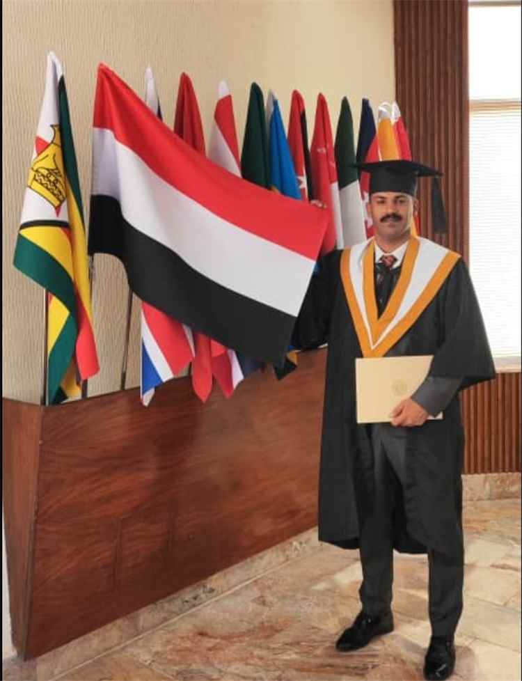 تهانينا القلبية للأخ عادل محمد صالح عبدالقوي بمناسبة نيله درجة الماجستير من باكستان