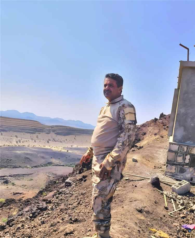 العقيد عبدالخالق الجعيملاني يعزي بوفاة فخامة الرئيس هادي