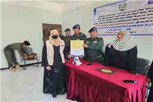 شرطة شبوة تختتم ورشة تدريبية حول تعزيز دور الشرطة النسائية في التعامل مع قضايا النساء والأحداث