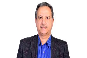 برلماني وسفير سابق يفتح النار: أزمة اليمن أعمق من السياسة… والحوثي أمام اختبار الدولة لا الجماعة