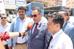 رئيس هيئة النقل البري يدشن أولى رحلات تفويج الحجاج برًا من عدن