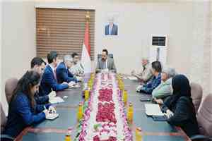 وزير الأشغال يبحث مع سفير الاتحاد الأوروبي تعزيز التعاون المشترك في مجالات الطرق والبنية التحتية
