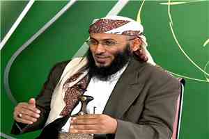 ‏محمد العامري يهاجم القوى السياسية: حوّلوا اليمن إلى «دول داخل دولة» وجيوش وعملات متصارعة