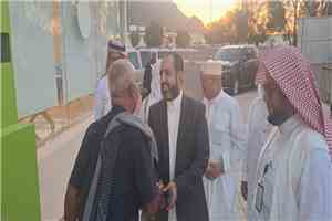 الوكيل المساعد لقطاع الحج والعمرة يستقبل حجاج بلادنا بالمدينة المنورة ويطلع على جهود خدمة ضيوف الرحمن