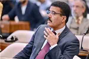 محمد جميح: استقرار اليمن مفتاح أمن الملاحة وانفتاح الخليج على العالم