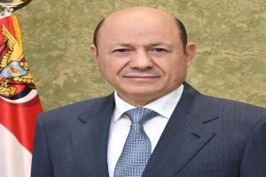 رئيس مجلس القيادة يهنئ عمال اليمن في يومهم العالمي