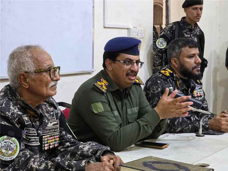 تنفيذ برنامج توجيهي وتوعوي لمنتسبي شرطة حراسة المنشآت وحماية الشخصيات في عدن