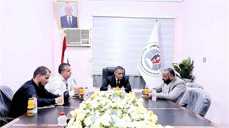 محافظ الضالع يبحث مع وزير التعليم العالي الخطوات التنفيذية لتأسيس "جامعة الضالع"