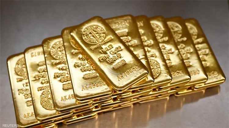 أسعار الذهب ترتفع بعد تراجع الدولار وعوائد السندات الأميركية