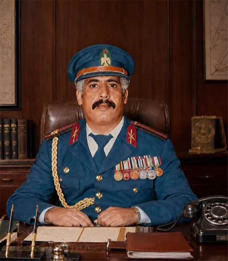 السلطة المحلية في مديرية يافع - المفلحي تبعث برقية عزاء ومواساة بوفاة المناضل اللواء الدكتور/ قاسم حسين صالح