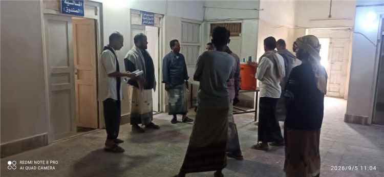 مدير عام الديس الشرقية يلتقي الفريق الفني لاستكمال تجهيز فرع مصلحة الأحوال المدنية بالمديرية