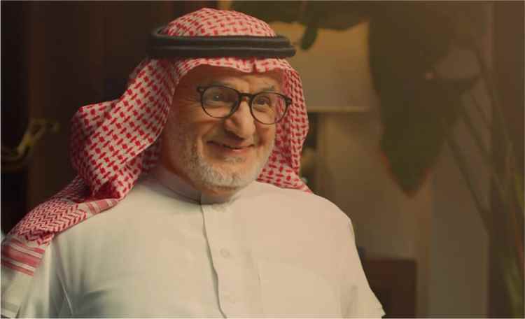 كاتب سعودي ينتقد المواقف الغربية: الدعوات لوقف العمليات في اليمن تُطيل أمد الحرب والأزمات