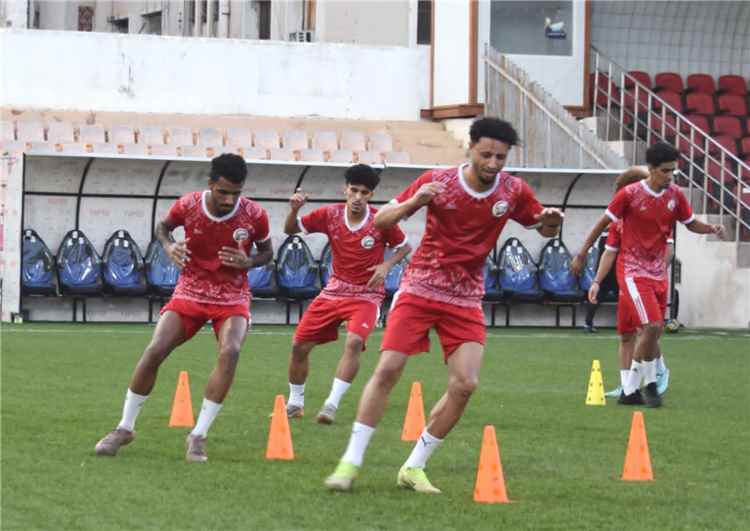 المنتخب الوطني يواصل تحضيراته المكثفة في المعسكر الداخلي بعدن استعداداً لـ«خليجي 27»