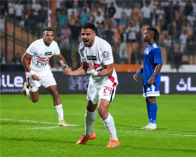 الزمالك يفوز ويقتنص صدارة الدوري المصري مؤقتاً