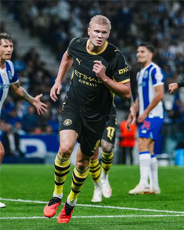 مانشستر سيتي يحقق فوزًا ثمينًا على بورتو في مستهل مشواره بـــــ «دوري أبطال أوروبا»
