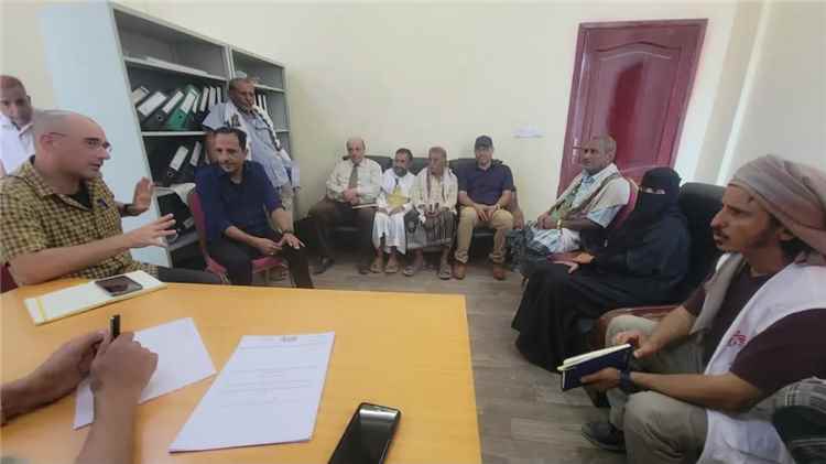 تعز: أطباء بلا حدود تناقش الاحتياجات الصحية في المخا في ظل التطورات الأخيرة