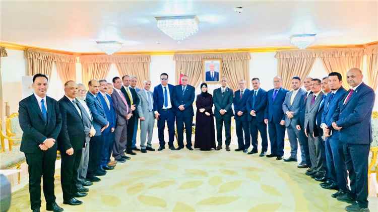 وزيرة الخارجية تؤكد أهمية دور البعثات الدبلوماسية في تمثيل اليمن وتعزيز حضوره الخارجي