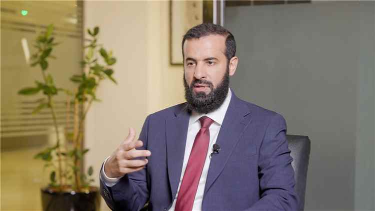 محافظ أبين يكشف: جاهزية كاملة لمحور أبين وتعزيزات نوعية على امتداد 76 كيلومتراً من خطوط التماس
