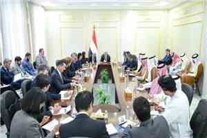 العليمي يحمل الحوثيين مسؤولية التصعيد ويطالب بوقف التهدئة المجانية