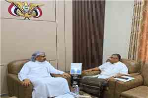 التميمي مدير عام مصلحة شؤون القبائل يلتقي مدير عام مكتب وزارة النقل بوادي وصحراء حضرموت
