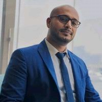 اسامة عمر