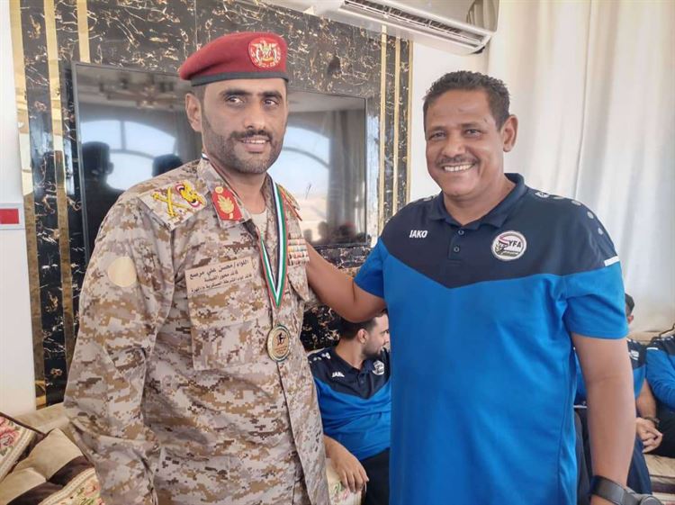 البارك يثمن المواقف الداعمة لقائد محور الغيضة  تجاه منتخب الناشئين