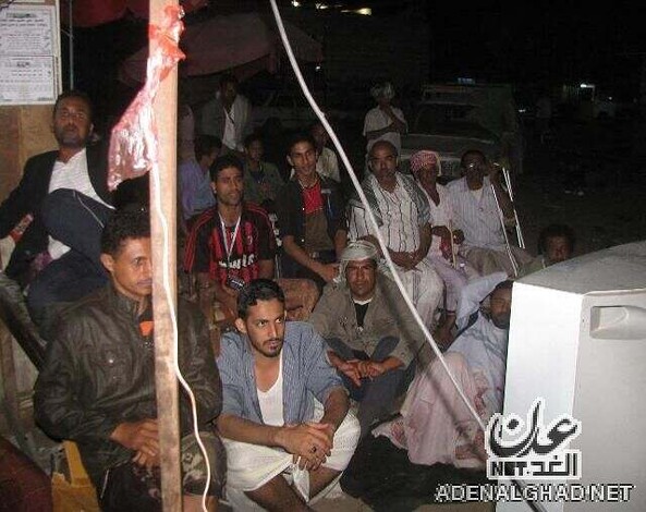 الرصاص يشارك شباب عدن فرحتهم بفوز فريق البرشا
