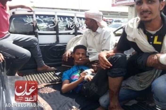 عاجل: مستشفيات بعدن تعلن حالة الطوارئ بسبب تزايد اعداد الجرحى