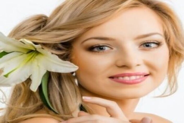 خلطة زيت الخروع والحصى البان لمنع تساقط الشعر