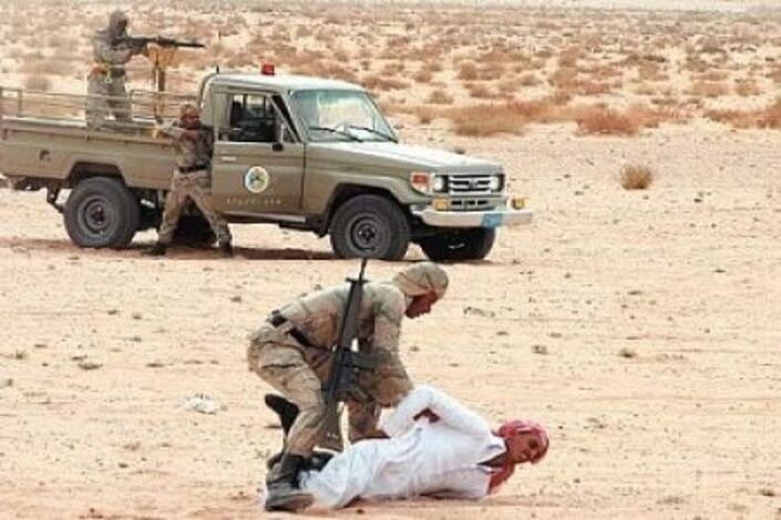 عرض الصحف العربية ... الرياض : الأنظمة الثورية استخدمت بعض عناصر اليمن لإقلاق حدود الجنوب السعودي ومحاولة بتر جزء منه