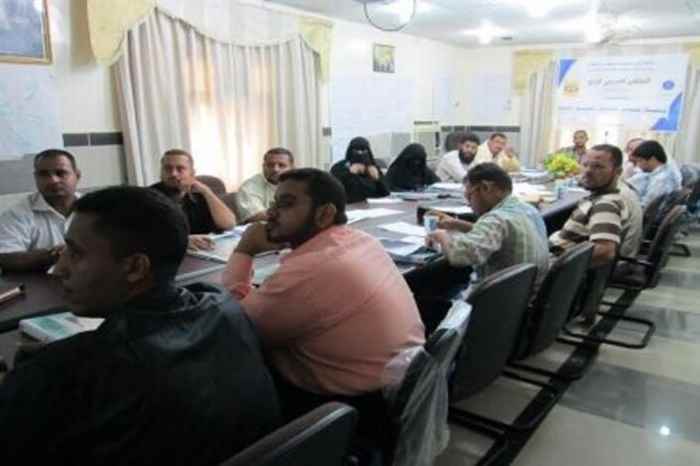 "التخطيط التنفيذي لمنظمات المجتمع المدني " في دورة تدريبية بعدن