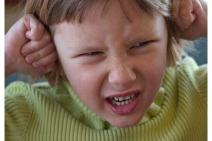 طفلي العنيد.. كيف أتعامل معه ؟