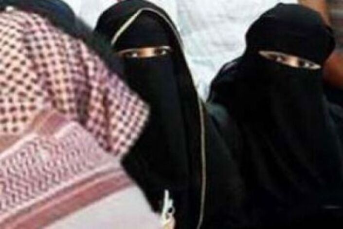السلطات اليمنية تضبط شبكة دعارة في احد الفنادق بالعاصمة صنعاء